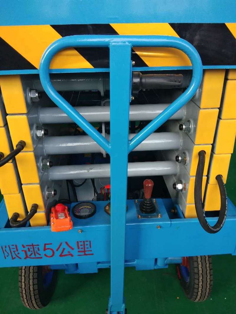 临沧辅助行走式升降平台